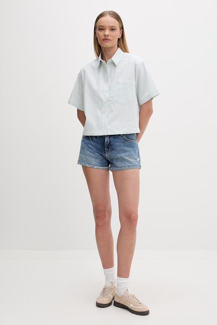 Guess Jeans dámska bavlnená košeľa s elastanom W6GHZ8.WFC01 zelená SS26