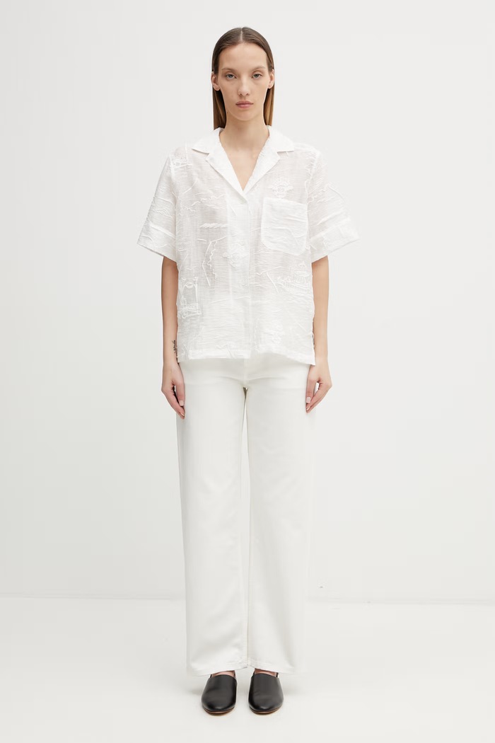 Maison Kitsuné Parisian Map košeľa dámska s lyocellom QW00412WC5099 biela