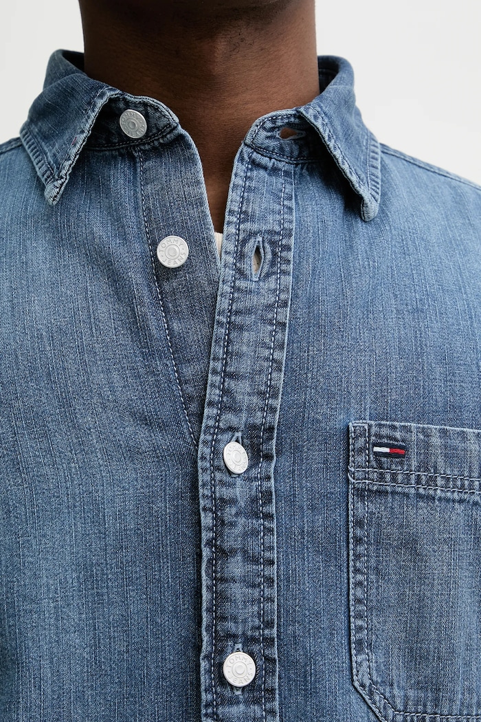 Дънкова риза Tommy Jeans DM0DM22303