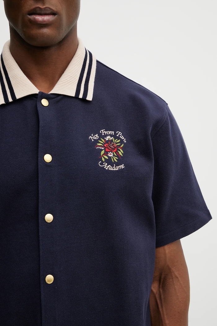 Drôle de Monsieur cămașă din bumbac Chemise Piquée Slogan Rose bleumarin J.SH247.CO264.NY