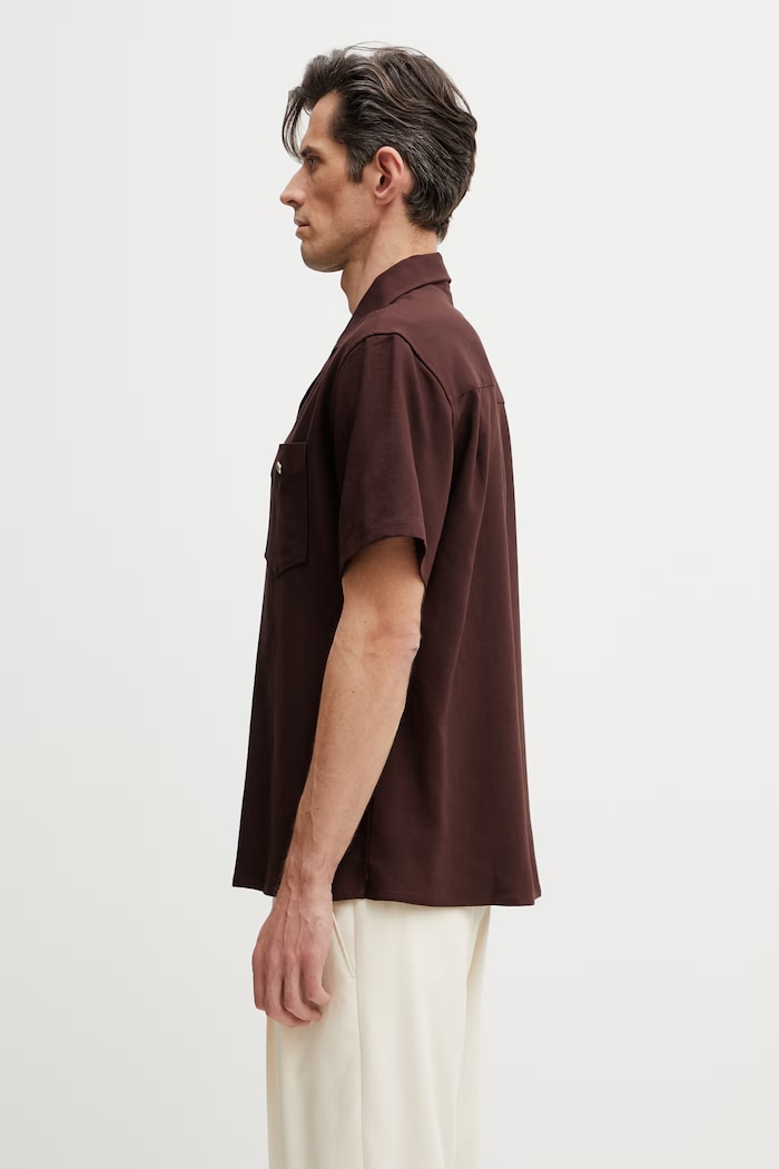 Drôle de Monsieur koszula męska z wiskozą Chemise a Poches Viscose K.SH254.VI029.BN brązowy SS26