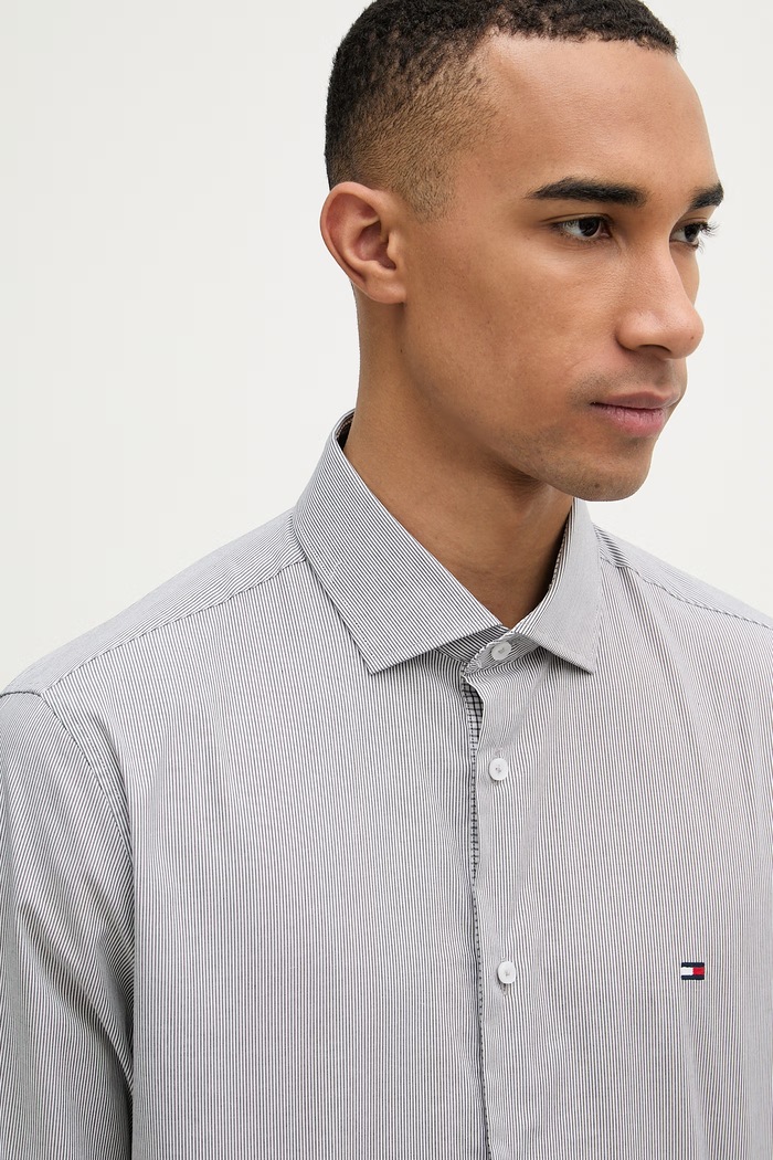 Tommy Hilfiger košeľa pánska bavlnená s elastanom čierna MW0MW42930