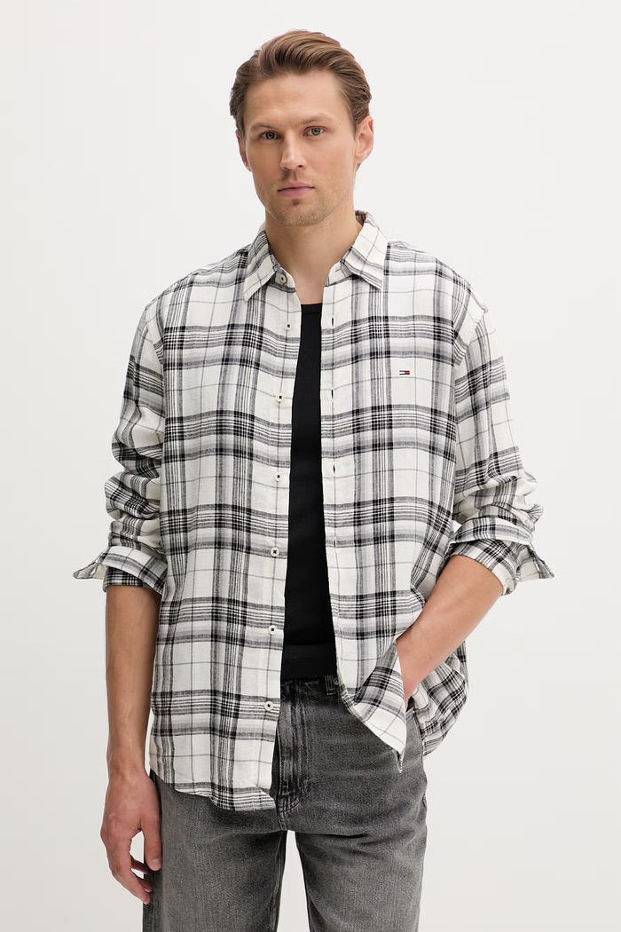 Tommy Jeans cămașă pentru bărbați, cu amestec de in negru DM0DM22758