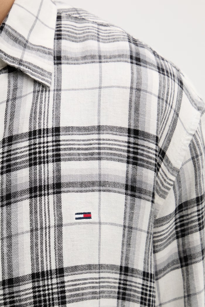Tommy Jeans cămașă pentru bărbați, cu amestec de in DM0DM22758 negru