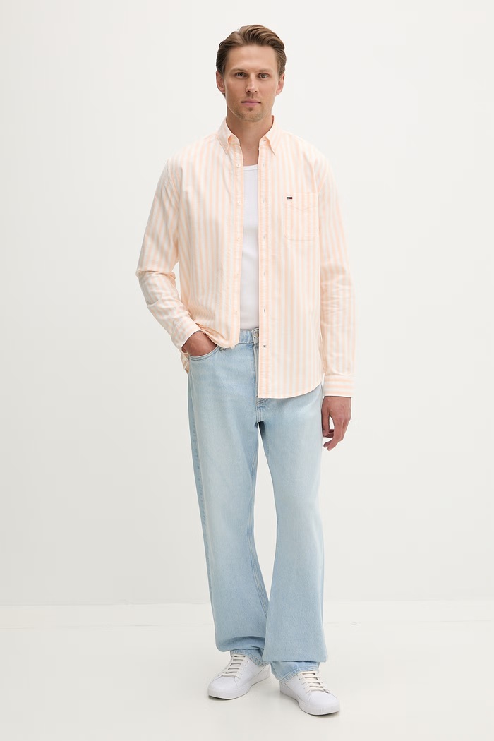 Tommy Jeans srajca moška bombažna DM0DM22790 oranžna SS26