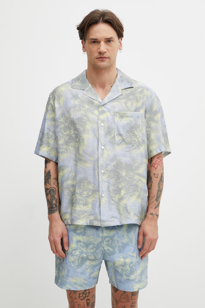 Maison Kitsuné Resort camicia con viscosa da uomo blu QM00404WW9109