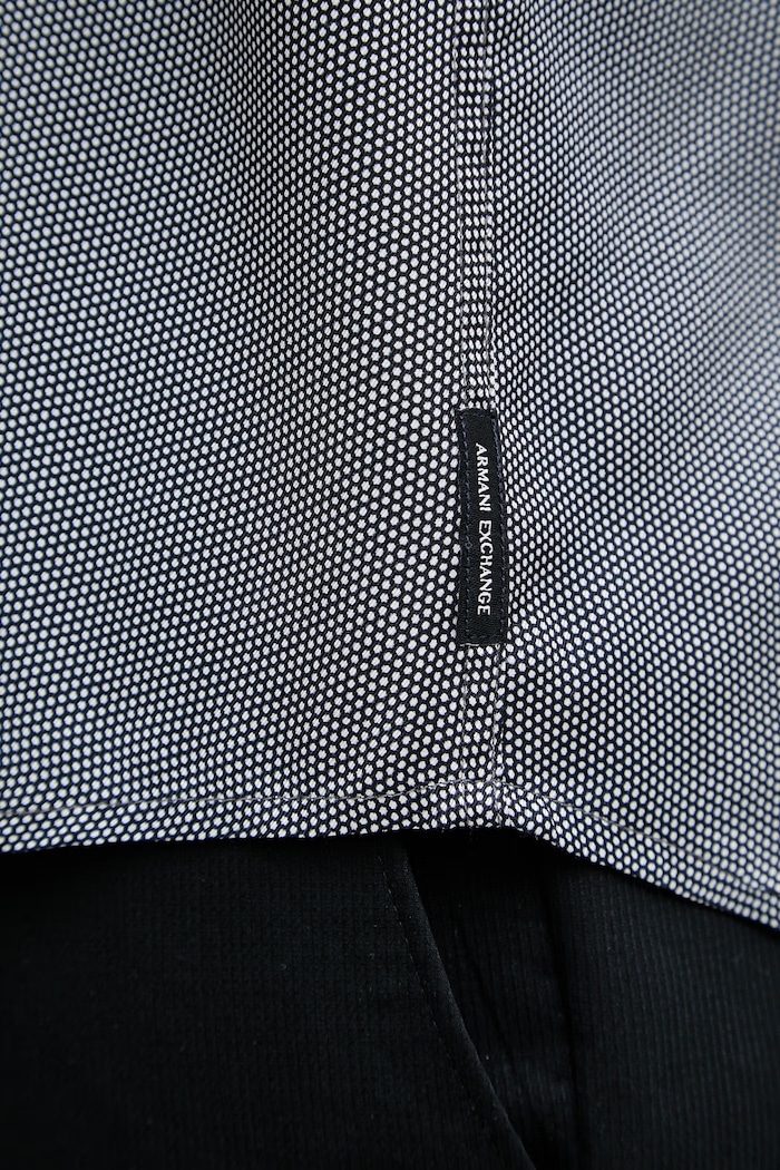 Armani Exchange pánska košeľa z viskózy XM002320.AF13235 tmavomodrá