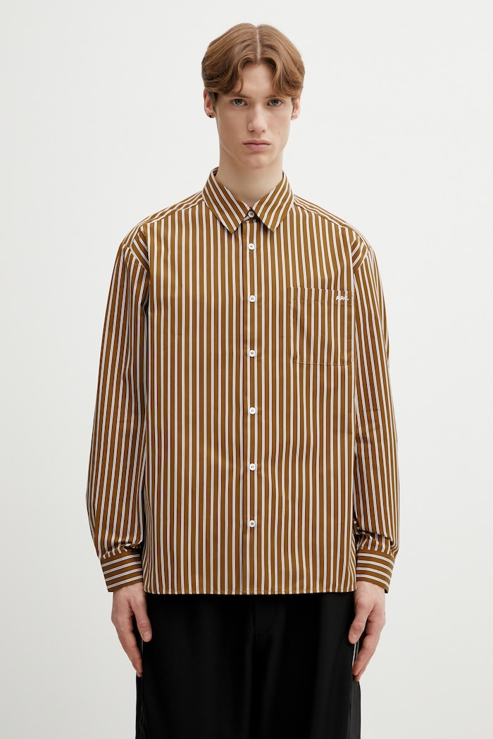 Pamučna košulja A.P.C. Malo Logo relaxed smeđa COHLH.H12553