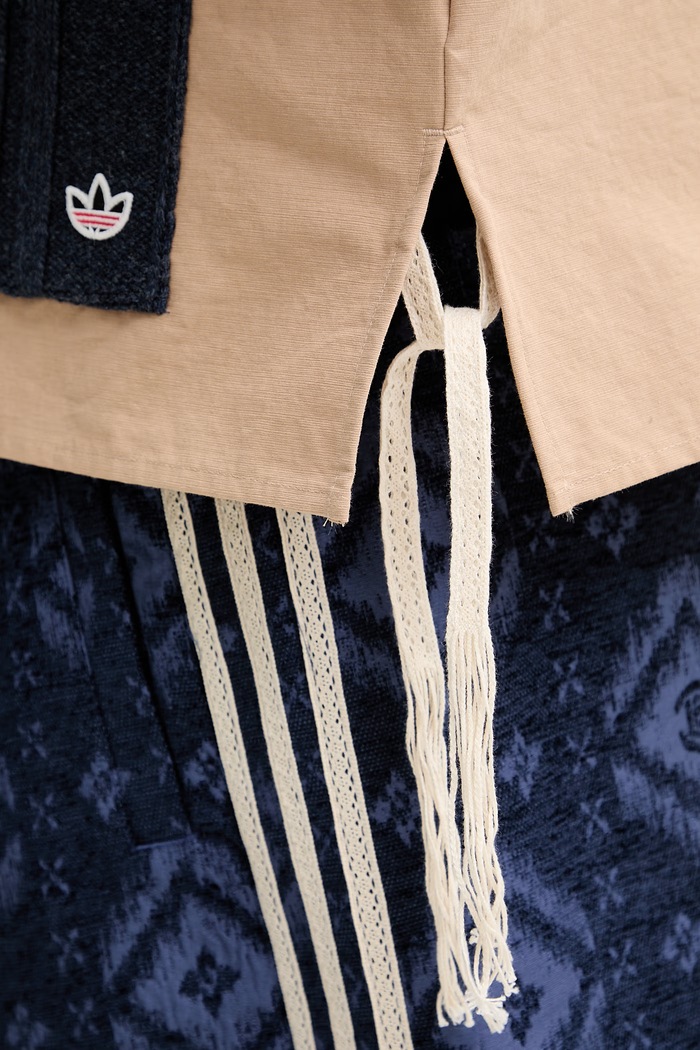 adidas Originals CLOT x adidas by Edison Chen koszula z dodatkiem merino męska KE7065 beżowy