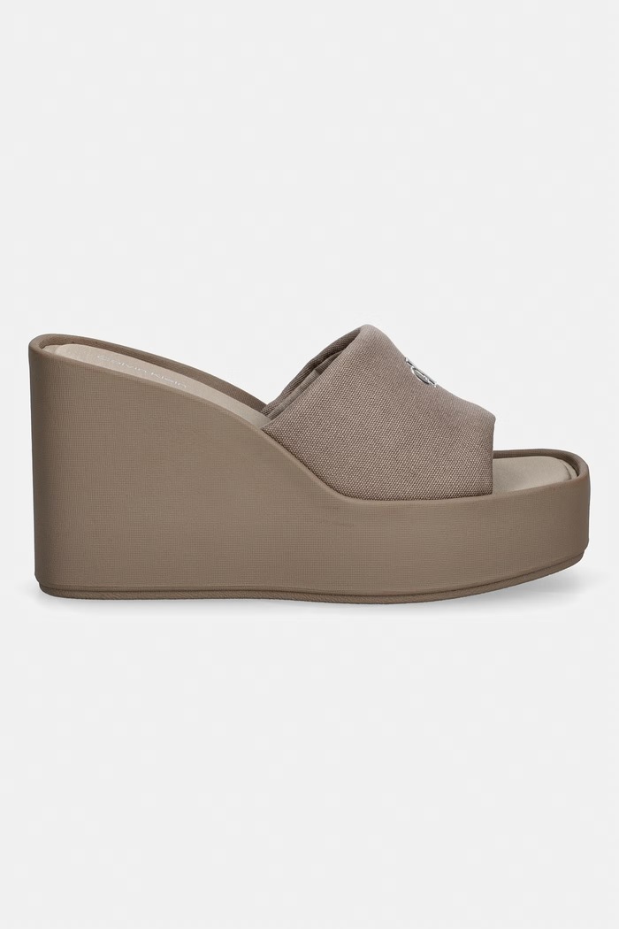 Calvin Klein klapki na koturnie damskie WEDGE 70 SNDL CANV MG HW0HW03134 brązowy SS26
