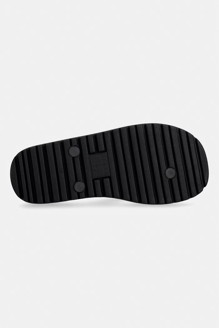 Tommy Jeans japonki damskie TJW CLEATED JELLY SUMMER SANDAL EN0EN02954 czarny