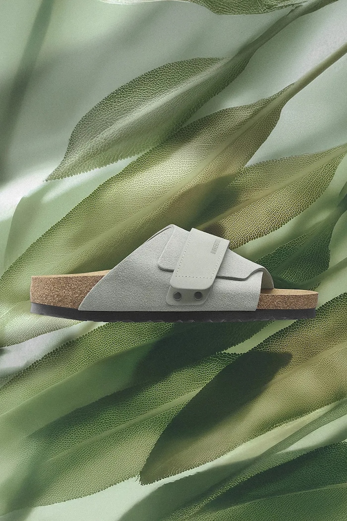Birkenstock klapki na płaskim obcasie damskie zamszowe Kyoto 1031730 zielony