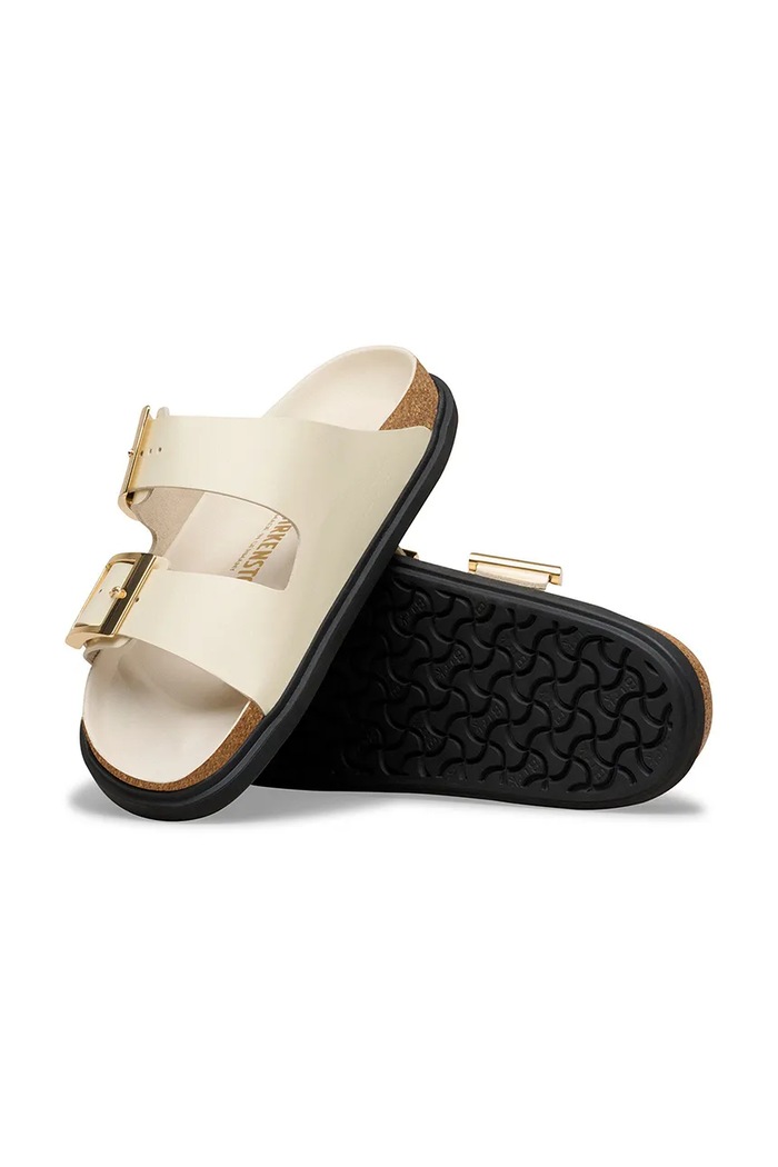 Birkenstock Arizona Droplet Buckle papuci cu toc plat pentru femei piele bej 1031809