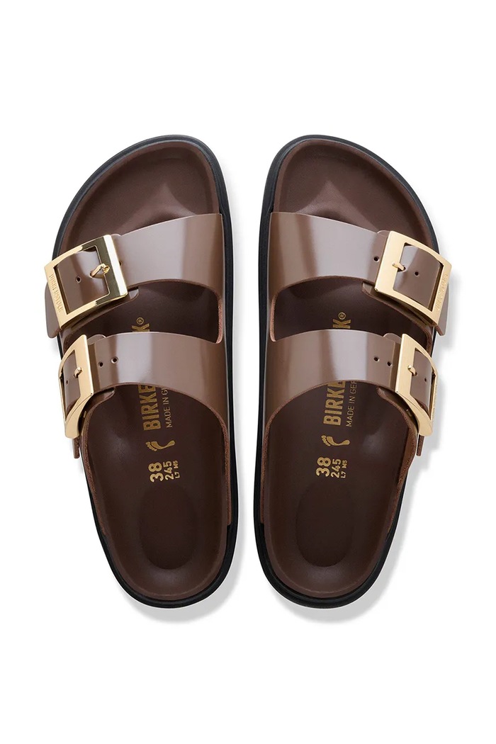 Γυναικείες δερμάτινες σαγιονάρες Birkenstock Arizona Droplet Buckle 1031910 καφέ