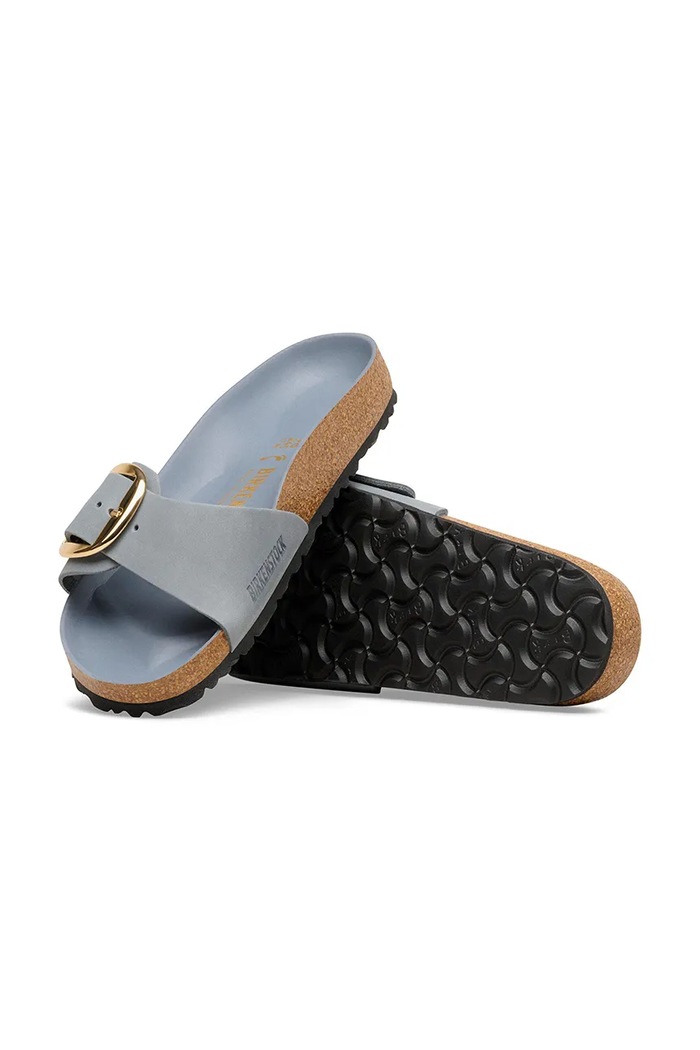 Birkenstock šľapky na plochom podpätku dámske nubukové Madrid Big Buckle sivá 1032090