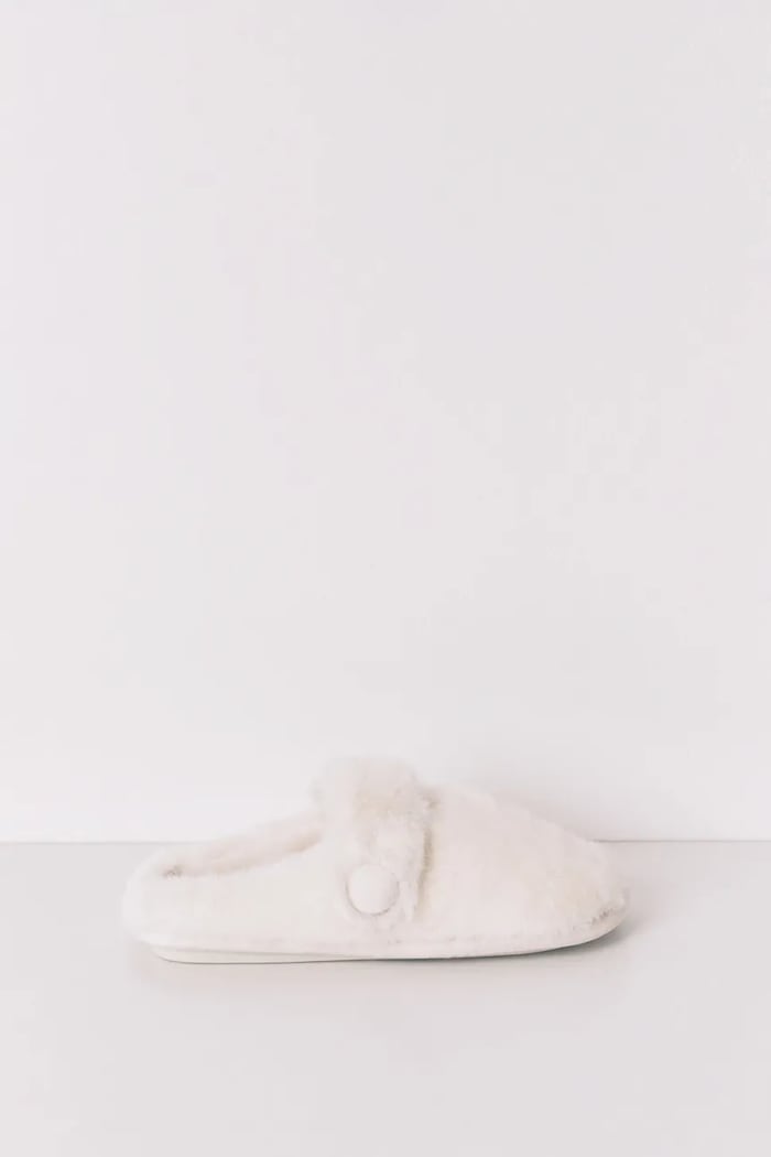 women'secret kapcie MB LP MANO SLPRS beżowy 4993694