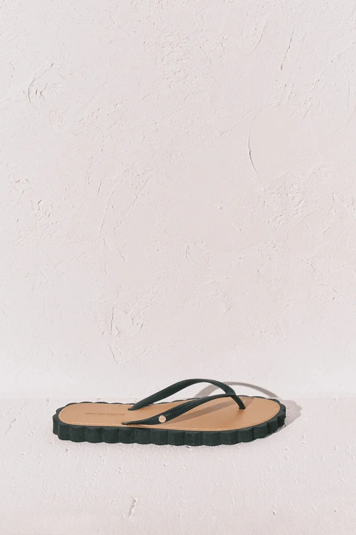 women'secret japonki na płaskim obcasie damskie FLIP FLOP 5163222 czarny SS26