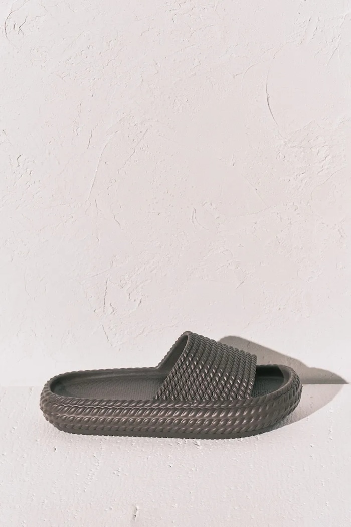 women'secret klapki MM syntetyczny brązowy 5163224