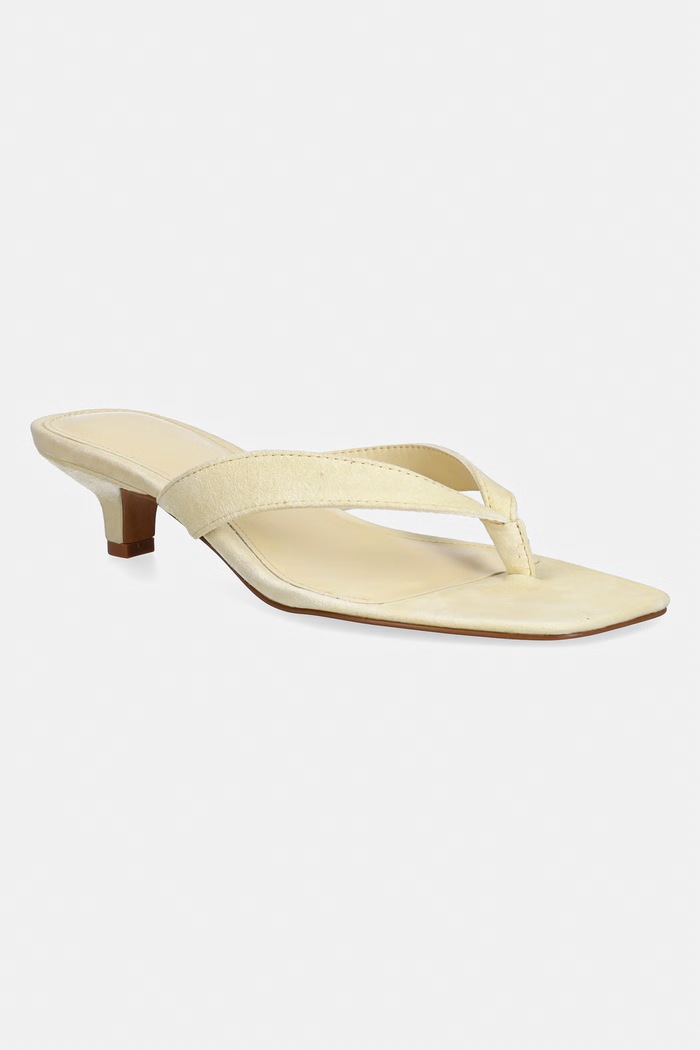 Semišové žabky Steve Madden Tracie nízký žlutá 11004731.705
