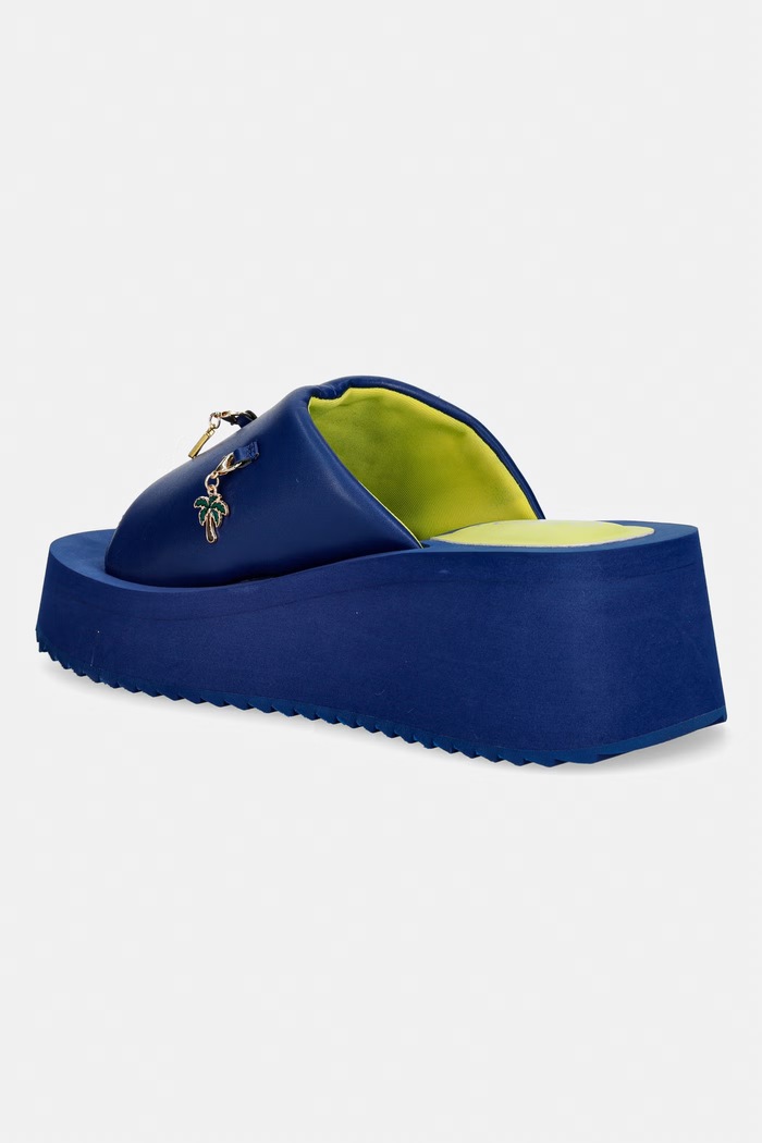 Obuwie Koi Footwear klapki na koturnie damskie Startstruck Flatform Slip On Sandals Starstruck granatowy