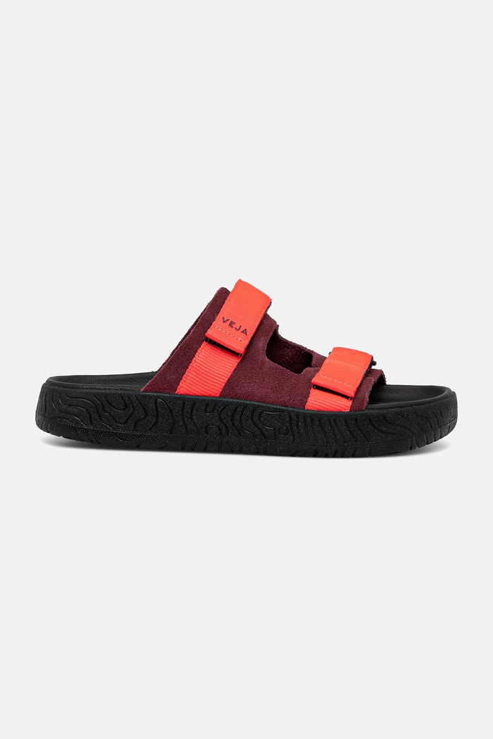Veja sliders ARPOADOR SUEDE AP3221558A pink SS26