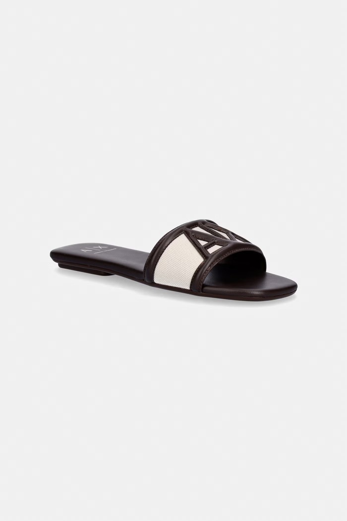 Natikači Armani Exchange Tekstil rjava XW002568.AF22752.MZ766