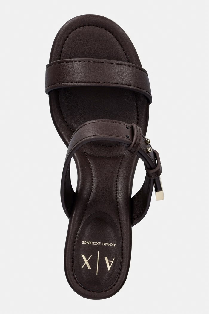 Armani Exchange papuci cu toc pentru femei maro XW002576.AF21266.U6018