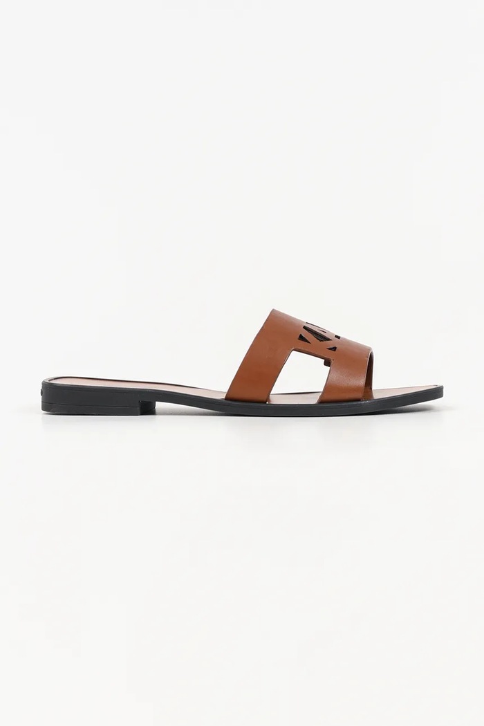 Karl Lagerfeld dámske kožené šľapky mules Skoot Iii hnedá KL80405C.022