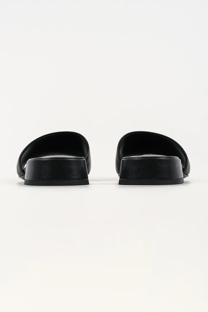Obuv Kožené šľapky Karl Lagerfeld Petalo Ii KL80700C.000 čierna