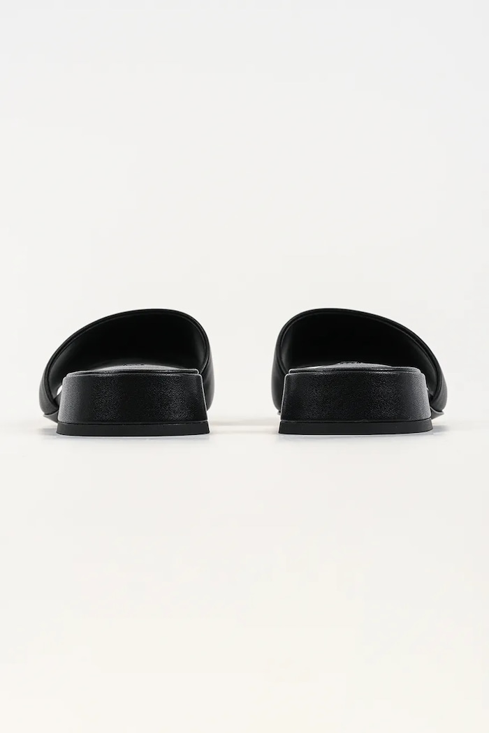 Obuv Kožené šľapky Karl Lagerfeld Petalo Ii KL80700C.000 čierna