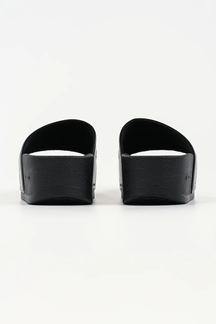 Încălțăminte Karl Lagerfeld papuci cu platformă de Femei Kondo Maxi Ii KL80826.F0S negru