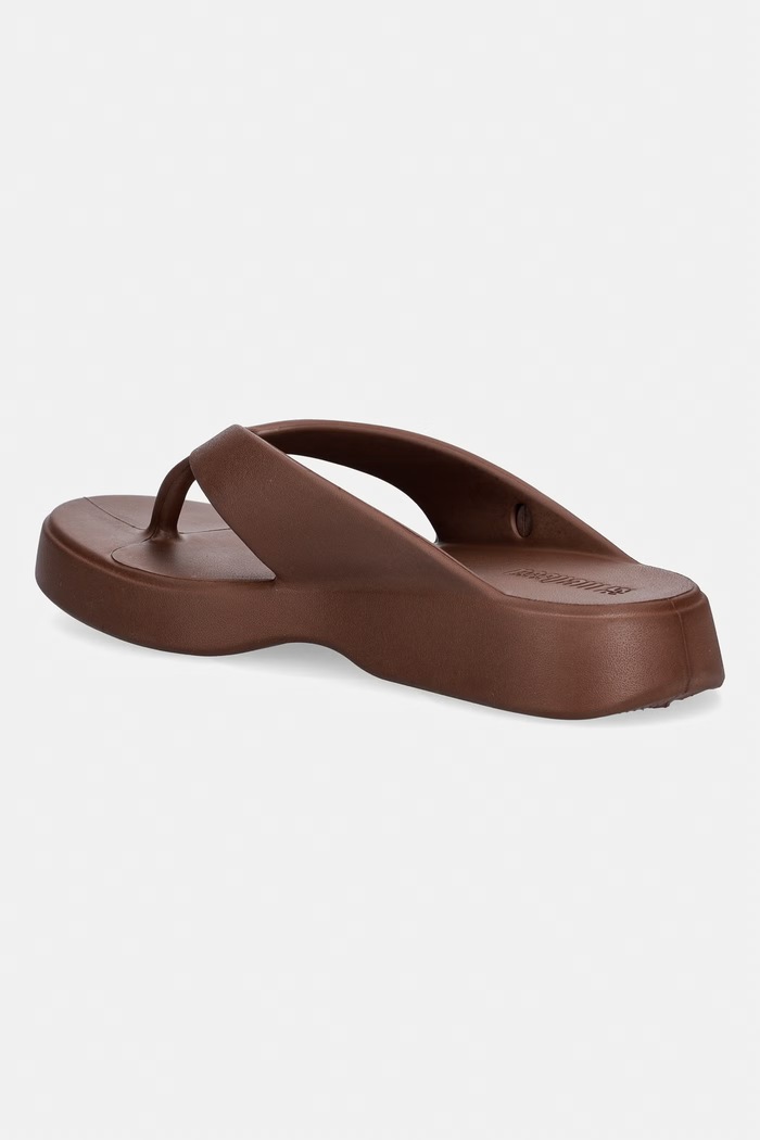 Παπούτσια Melissa σαγιονάρες δίχαλο Γυναικεία FREE THONG LOW AD M.37956.BV208 καφέ