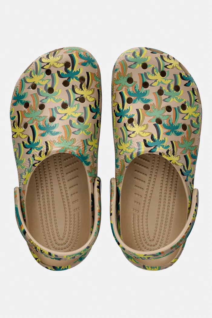 Crocs σαγιονάρες Γυναικεία Classic Retro Summer Clog 213234.205 μπεζ SS26