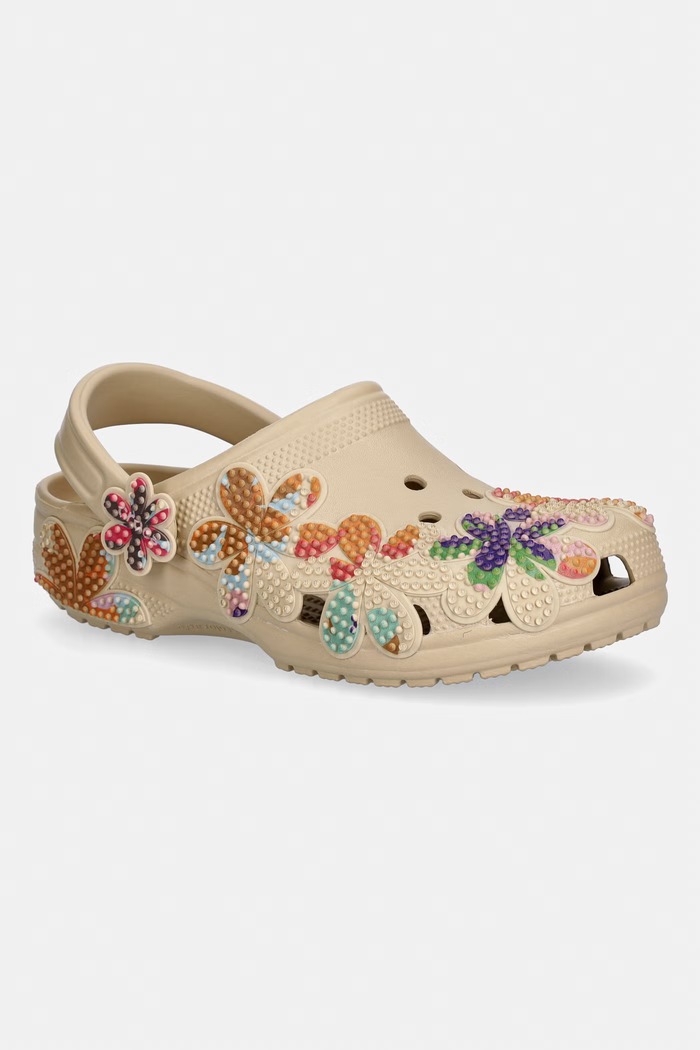 Crocs σαγιονάρες Γυναικεία Classic Summer Beaded Clog μπεζ 213237.205