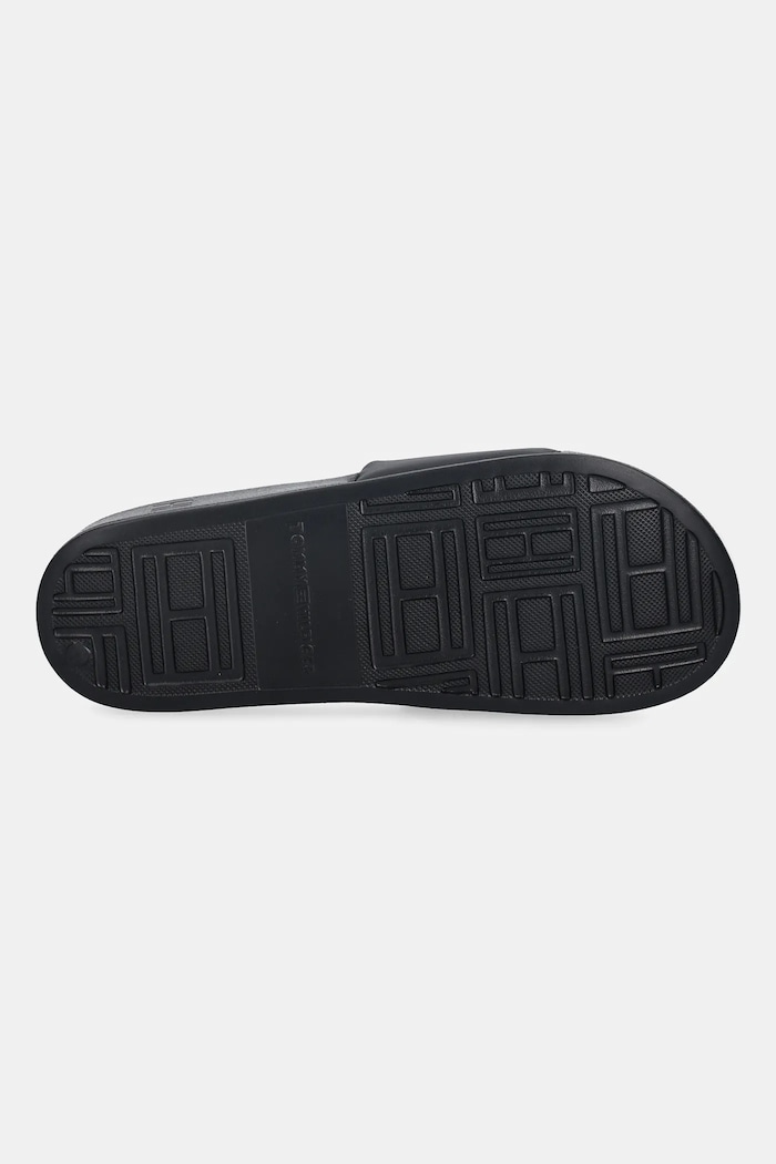 Tommy Hilfiger klapki RAISED POOL SLIDE FM0FM05761 czarny
