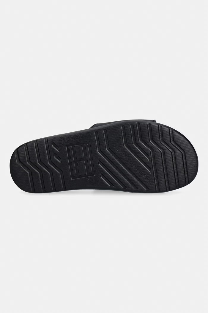 Tommy Hilfiger klapki basenowe męskie DUAL DENSITY HILFIGER POOL SLIDE FM0FM05797 czarny