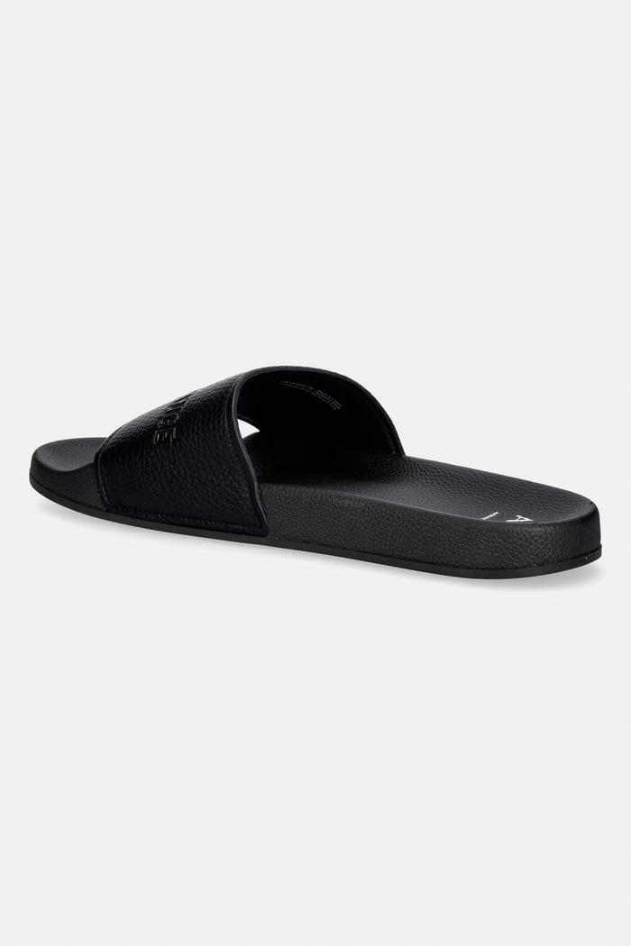 Boty Armani Exchange pantofle na bazén pánské XM002887.AF22832.UC001 černá