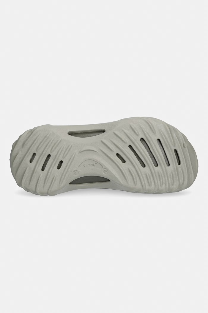 Crocs Echo Wave šľapky 210521.1LM sivá