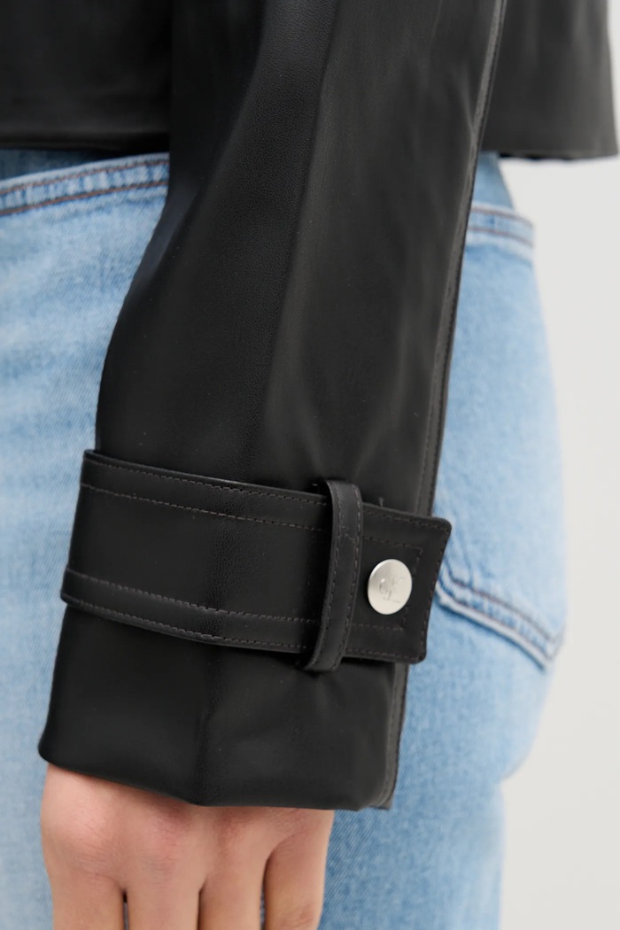 Calvin Klein Jeans rövid kabát LV047E501G fekete
