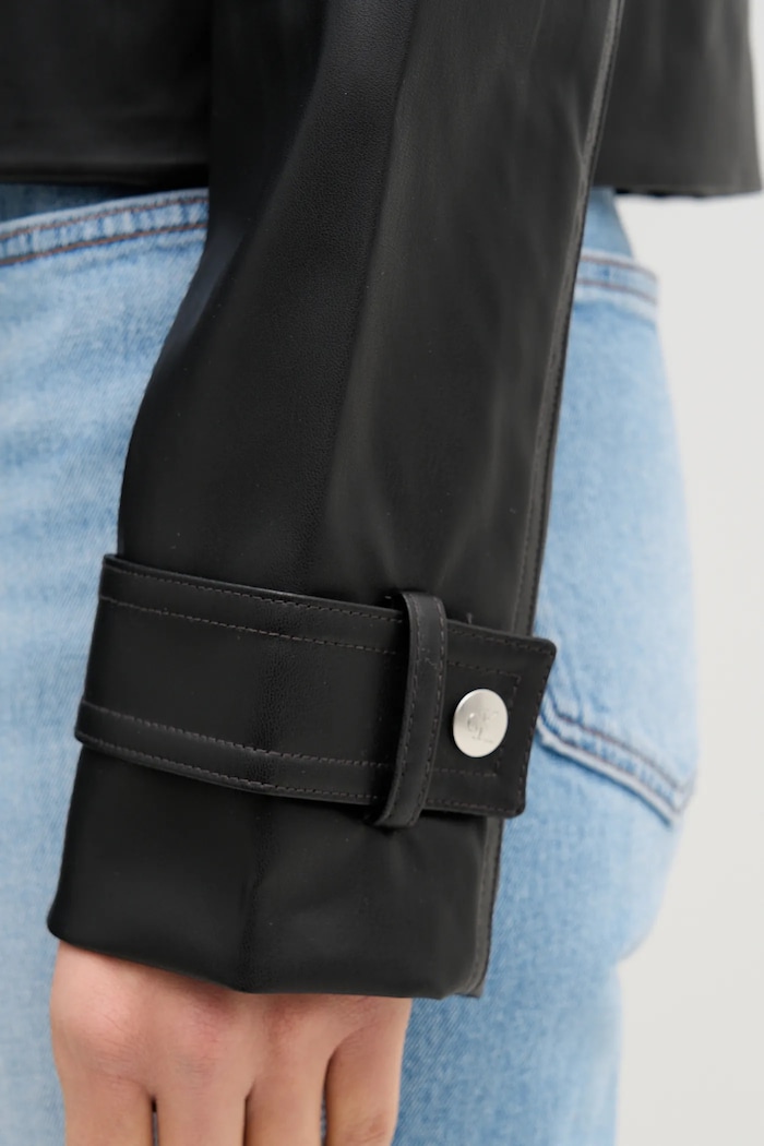 Calvin Klein Jeans rövid kabát LV047E501G fekete