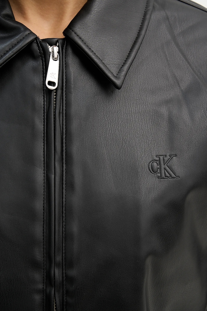 Calvin Klein Jeans rövid kabát LV047E507G fekete