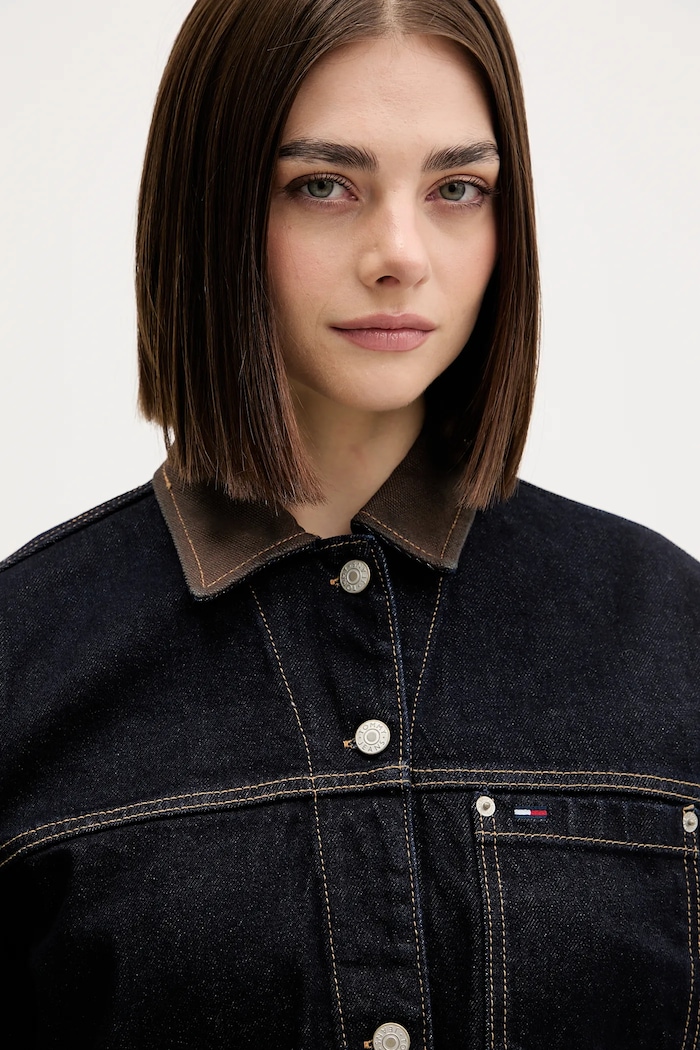 Traper jakna Tommy Jeans mornarsko plava DW0DW21981