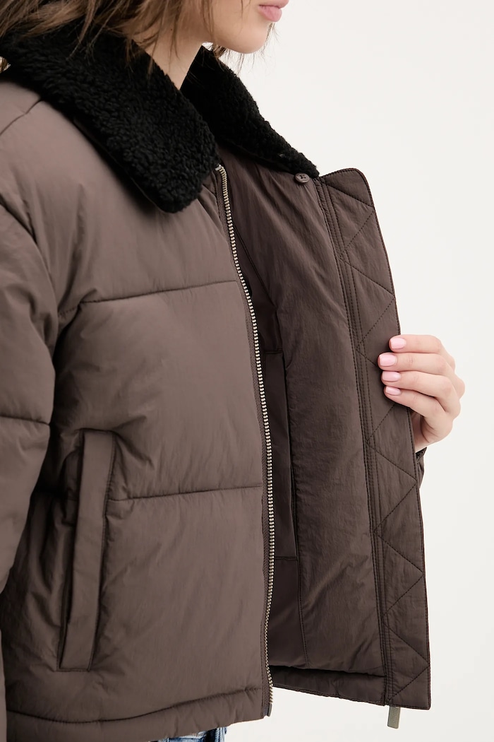 Яке Tommy Jeans DW0DW22049