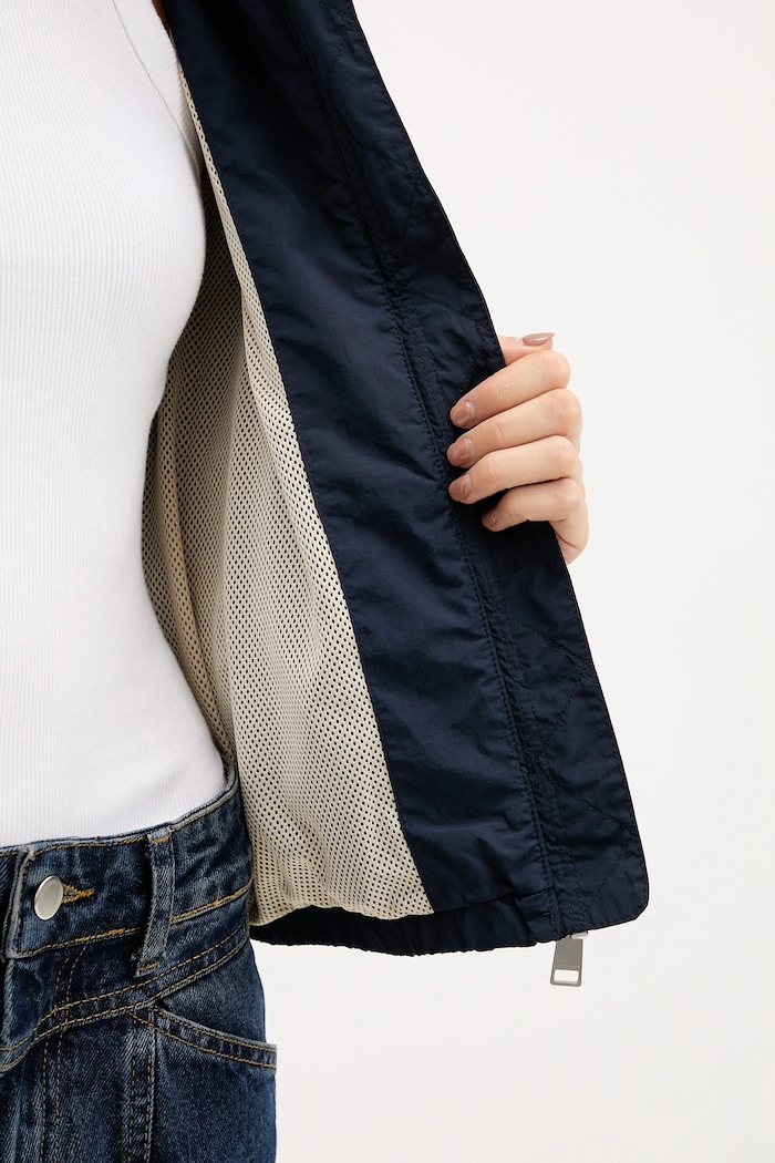 Tommy Jeans rövid kabát DW0DW22055