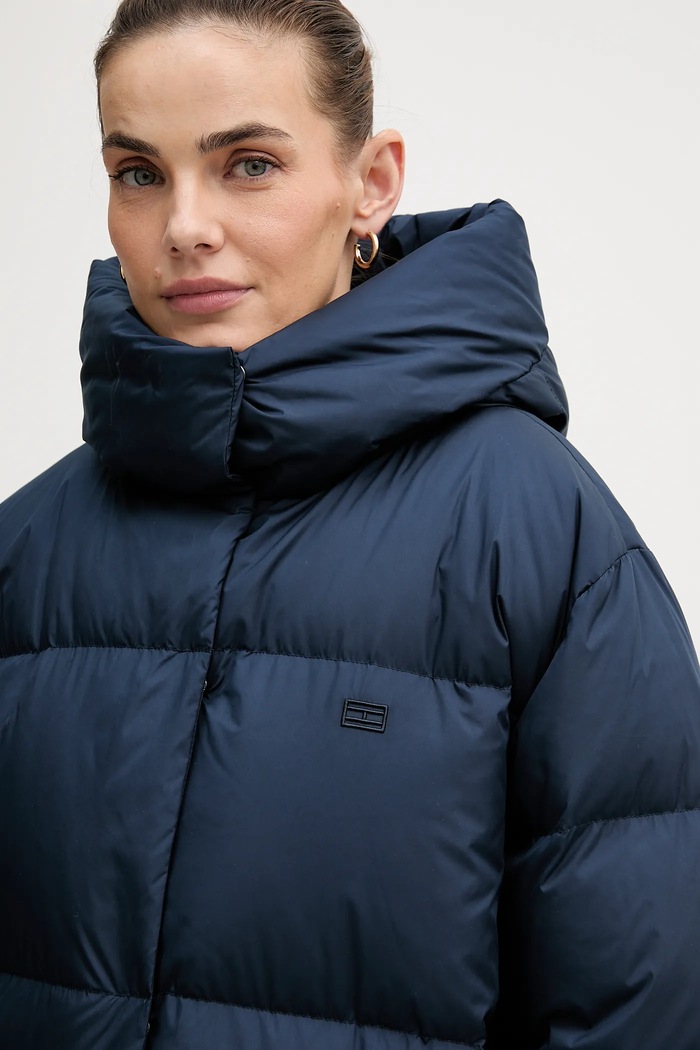 Tommy Hilfiger pehelydzseki sötétkék WW0WW47745