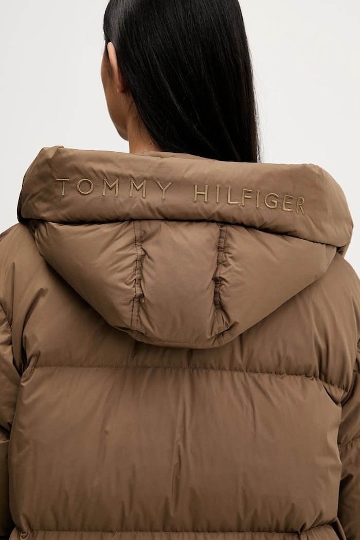 Péřová bunda Tommy Hilfiger WW0WW47745 hnědá