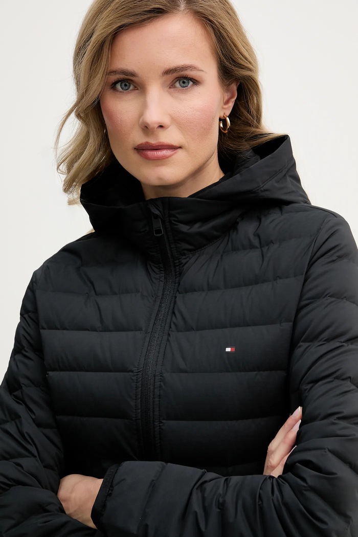 Tommy Hilfiger kurtka puchowa damska czarny WW0WW47753