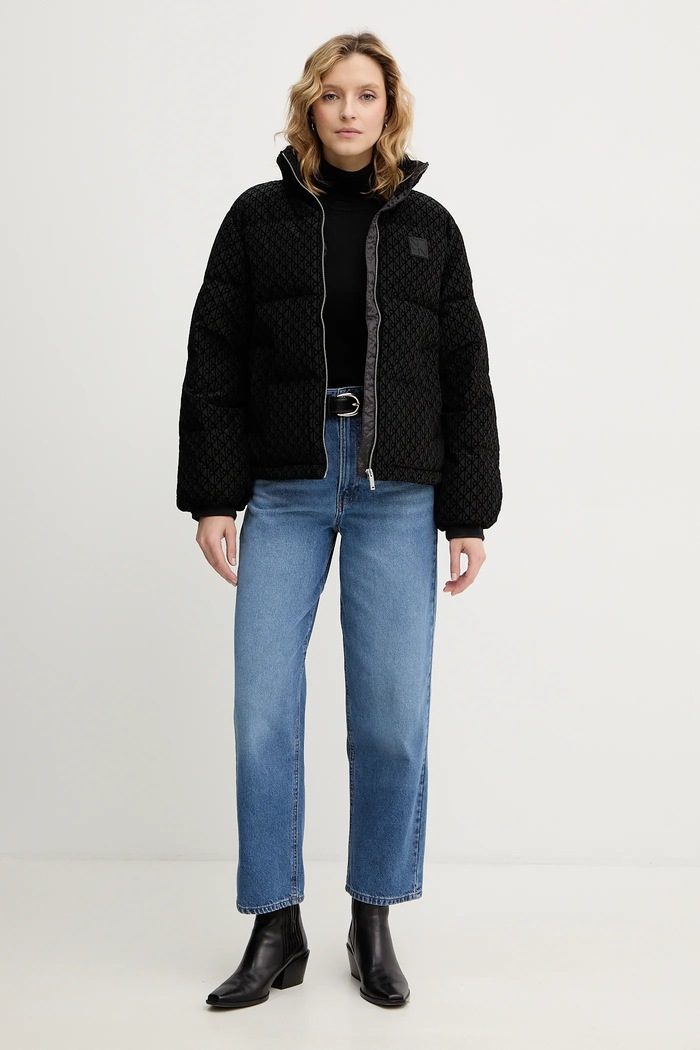 Пухено яке Calvin Klein LV044E516G черен SS26