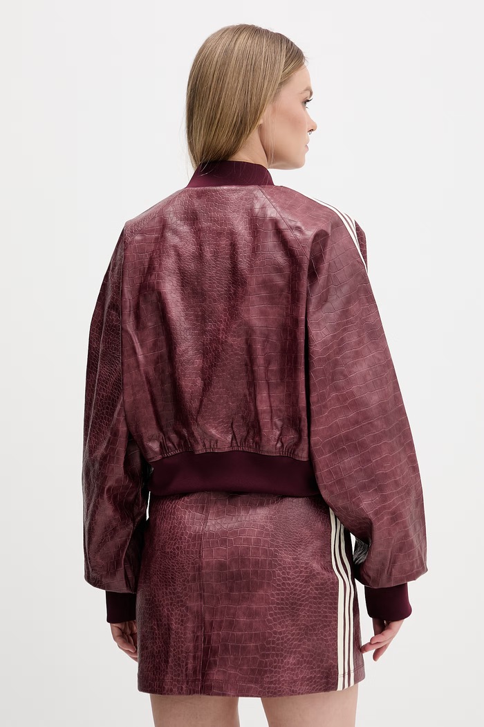 Îmbrăcăminte adidas Originals geacă bomber KD8792 burgundia