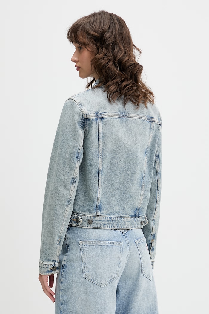 Odzież Guess Jeans kurtka jeansowa W6RN55.D5M4I niebieski